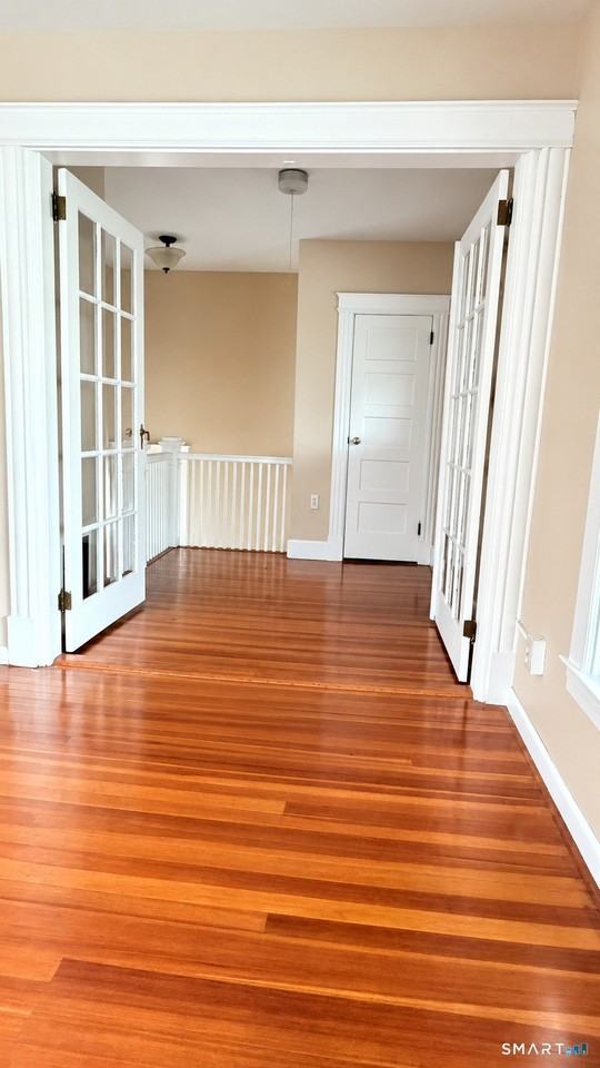 22 Ambrose Ter - Photo 2 of 7