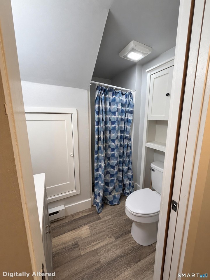 179 Montauk Ave #8 - Photo 7 of 10