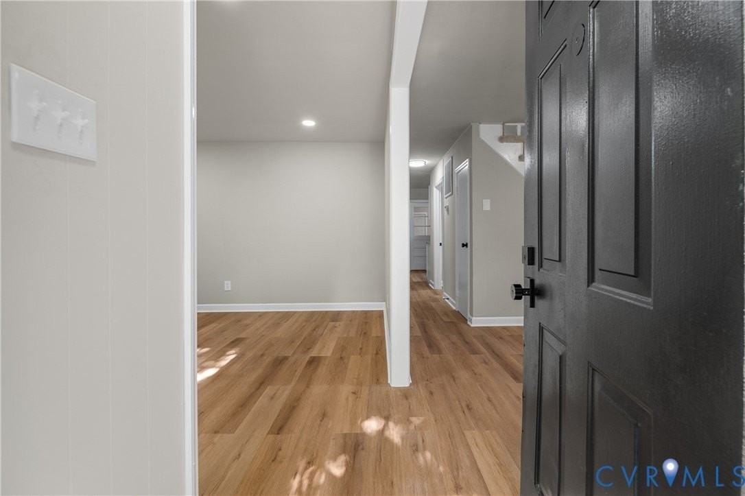 1901 Dinwiddie Ave - Photo 5 of 50