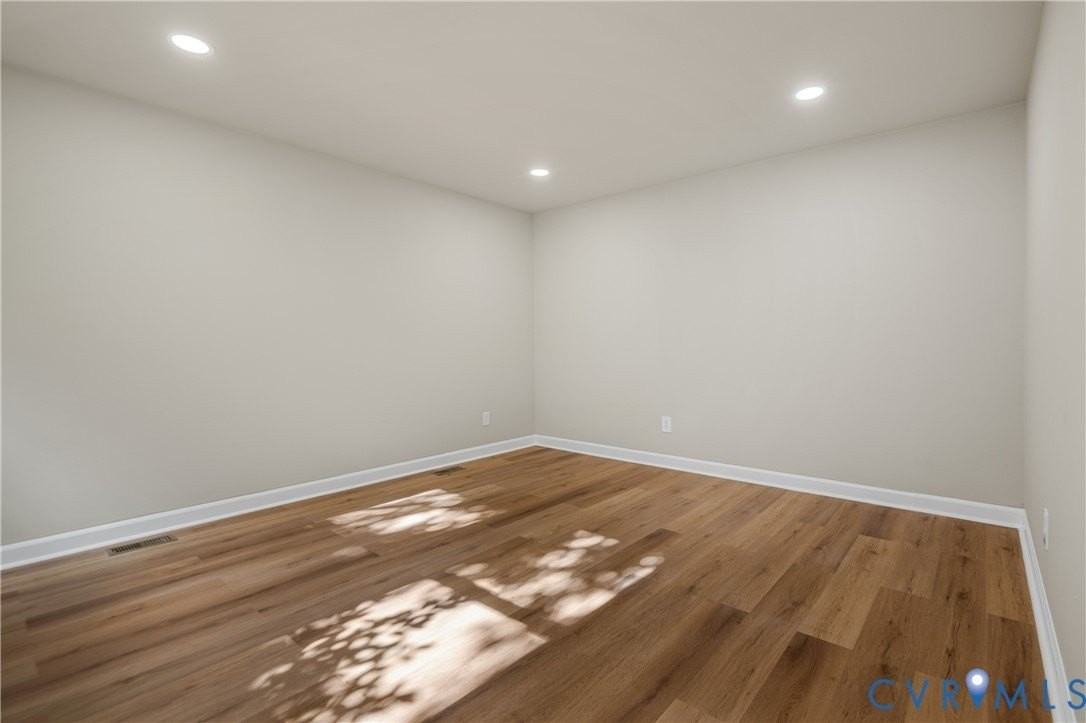 1901 Dinwiddie Ave - Photo 7 of 50