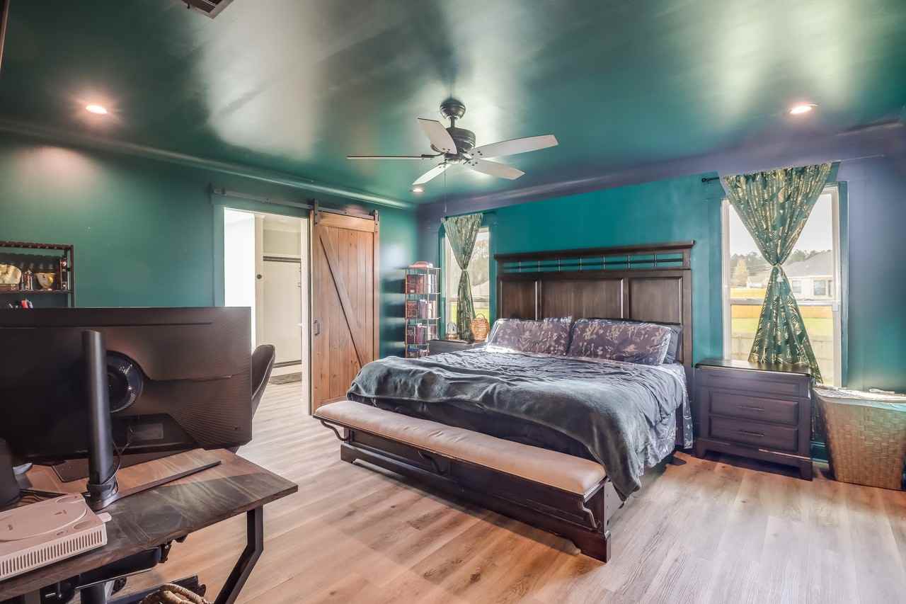 6 Stephens Ln #1 - Photo 5 of 20