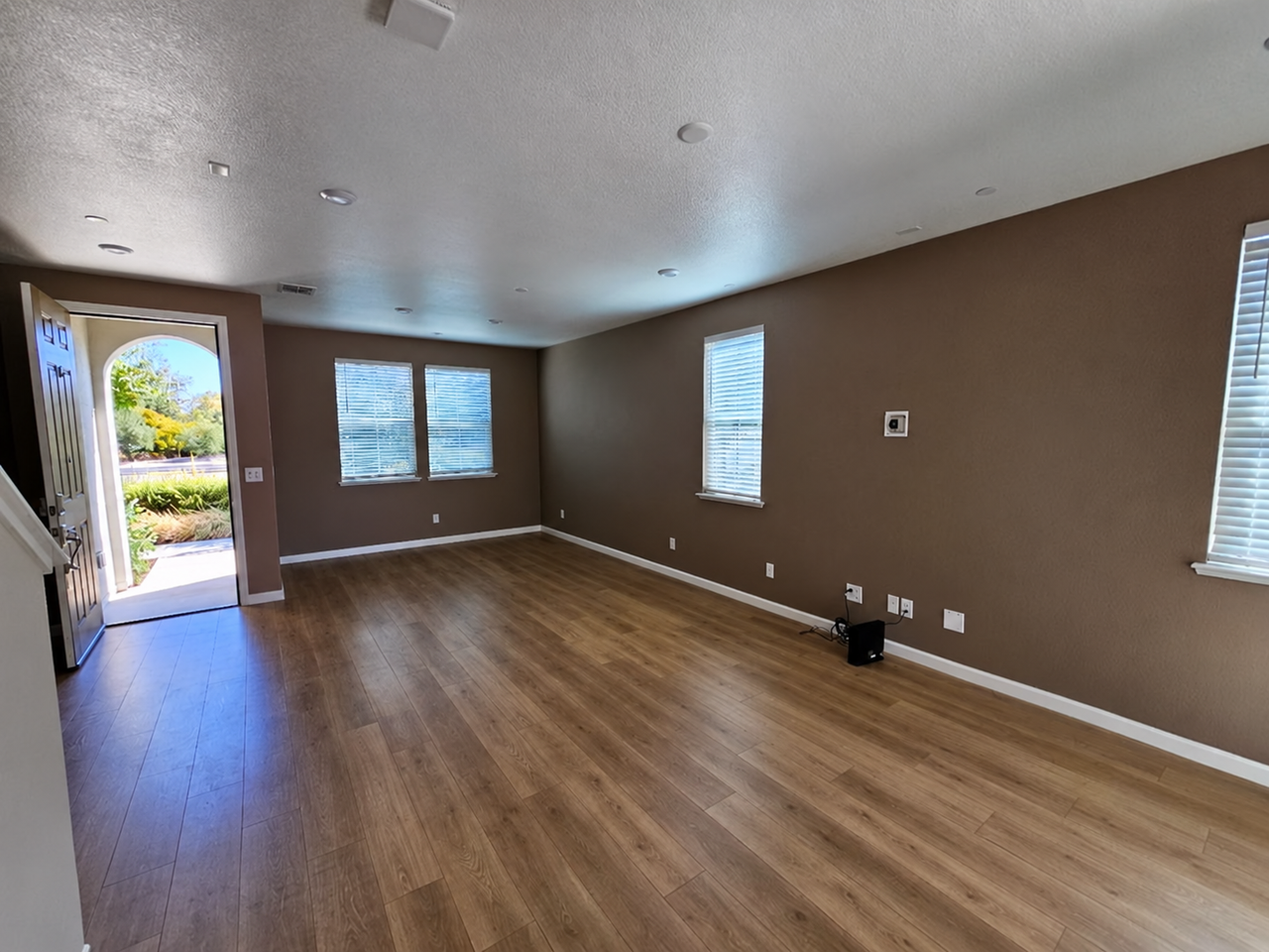 1000 Knox Way #1 - Photo 2 of 38