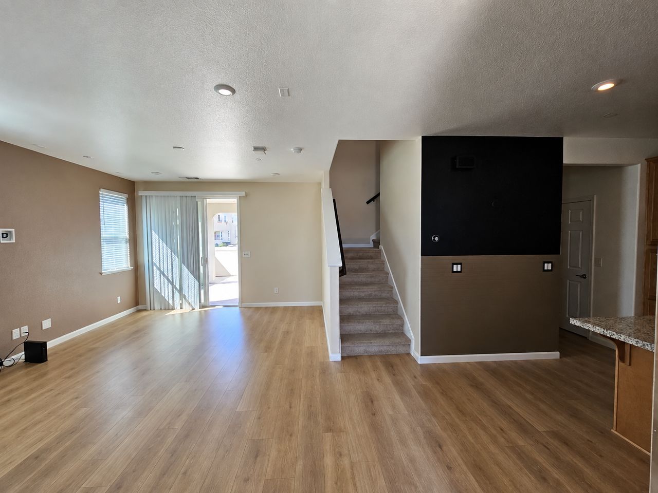 1000 Knox Way #1 - Photo 3 of 38