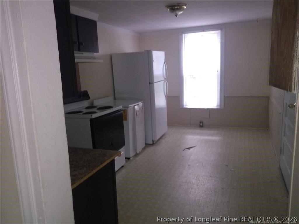 3921 Ellison St - Photo 4 of 4