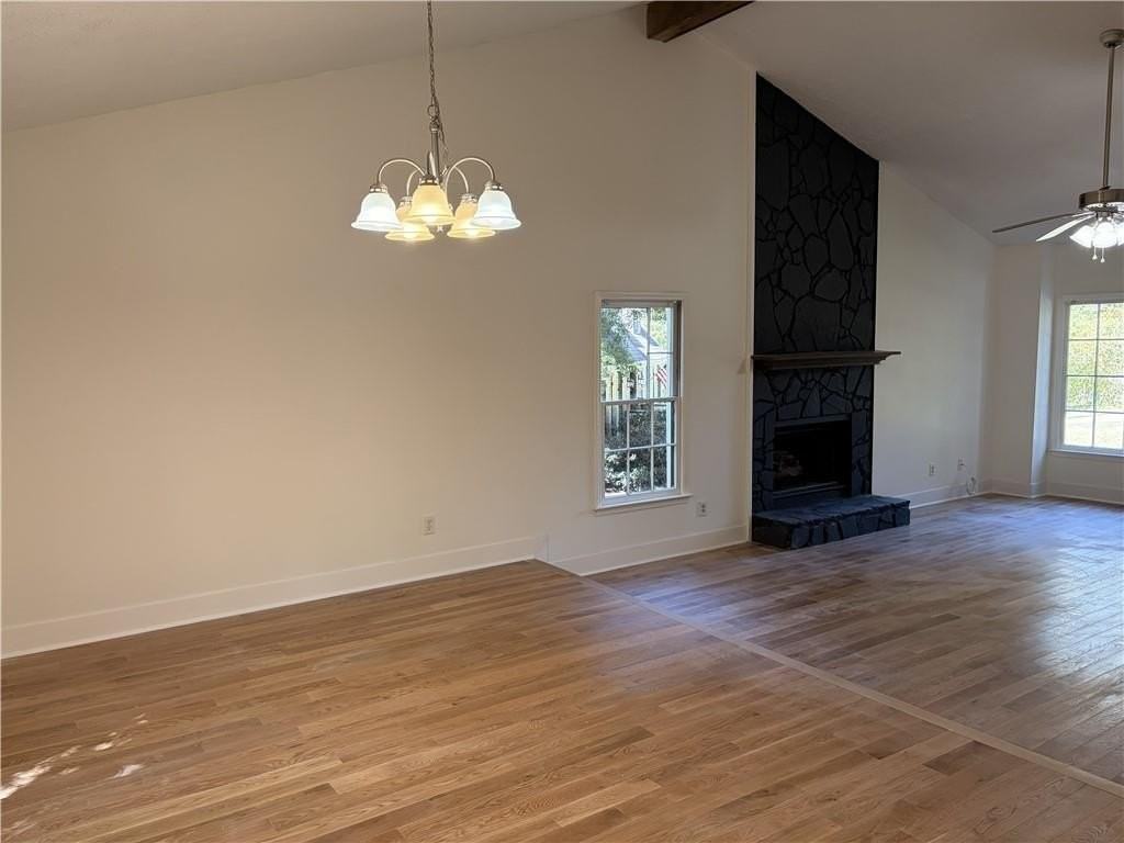 4499 Browning Ct Ne - Photo 3 of 18