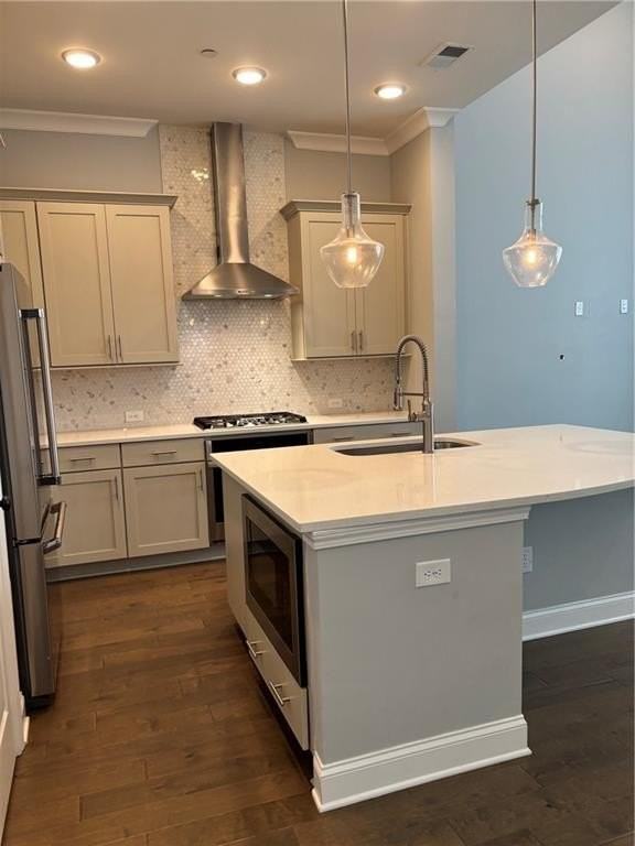 1058 Kirkland Cir - Photo 3 of 32