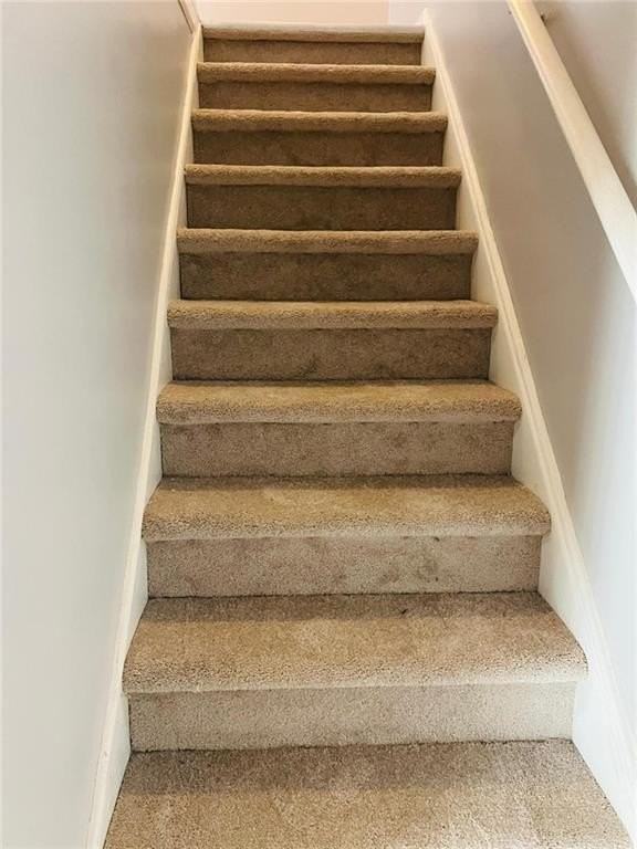 252 Mill Creek Pl - Photo 2 of 22