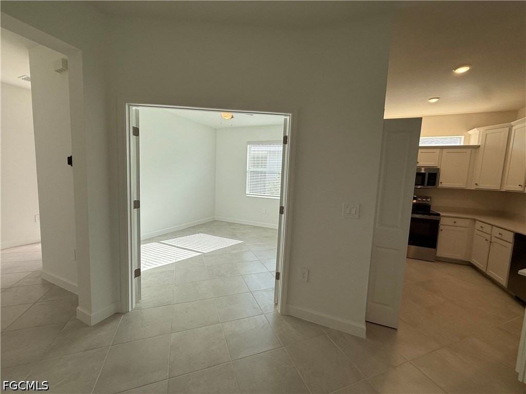 18822 Copperhead Ct N - Photo 7 of 26