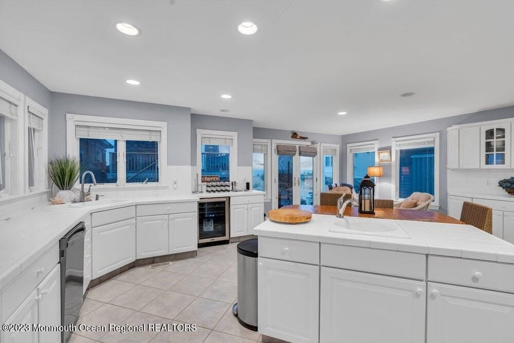 28 1st Ave - Photo 5 of 34