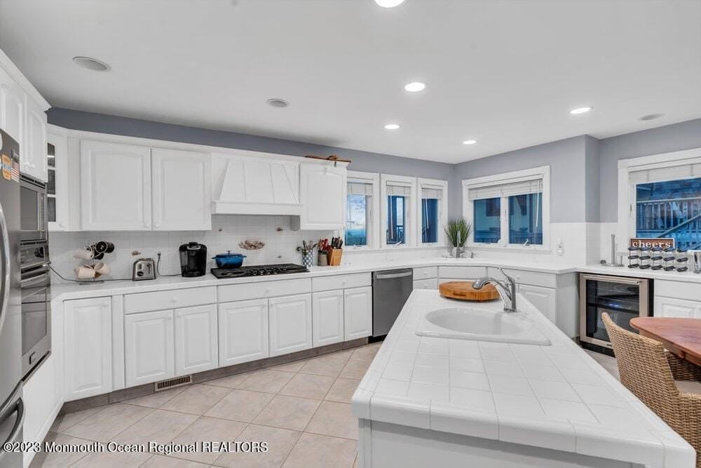 28 1st Ave - Photo 6 of 34