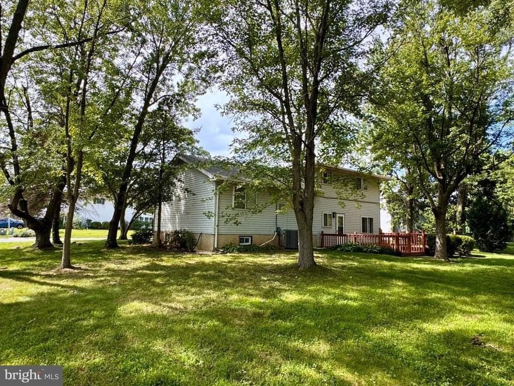820 Leeds Ln - Photo 3 of 45