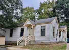 featured image of 145 Herring St