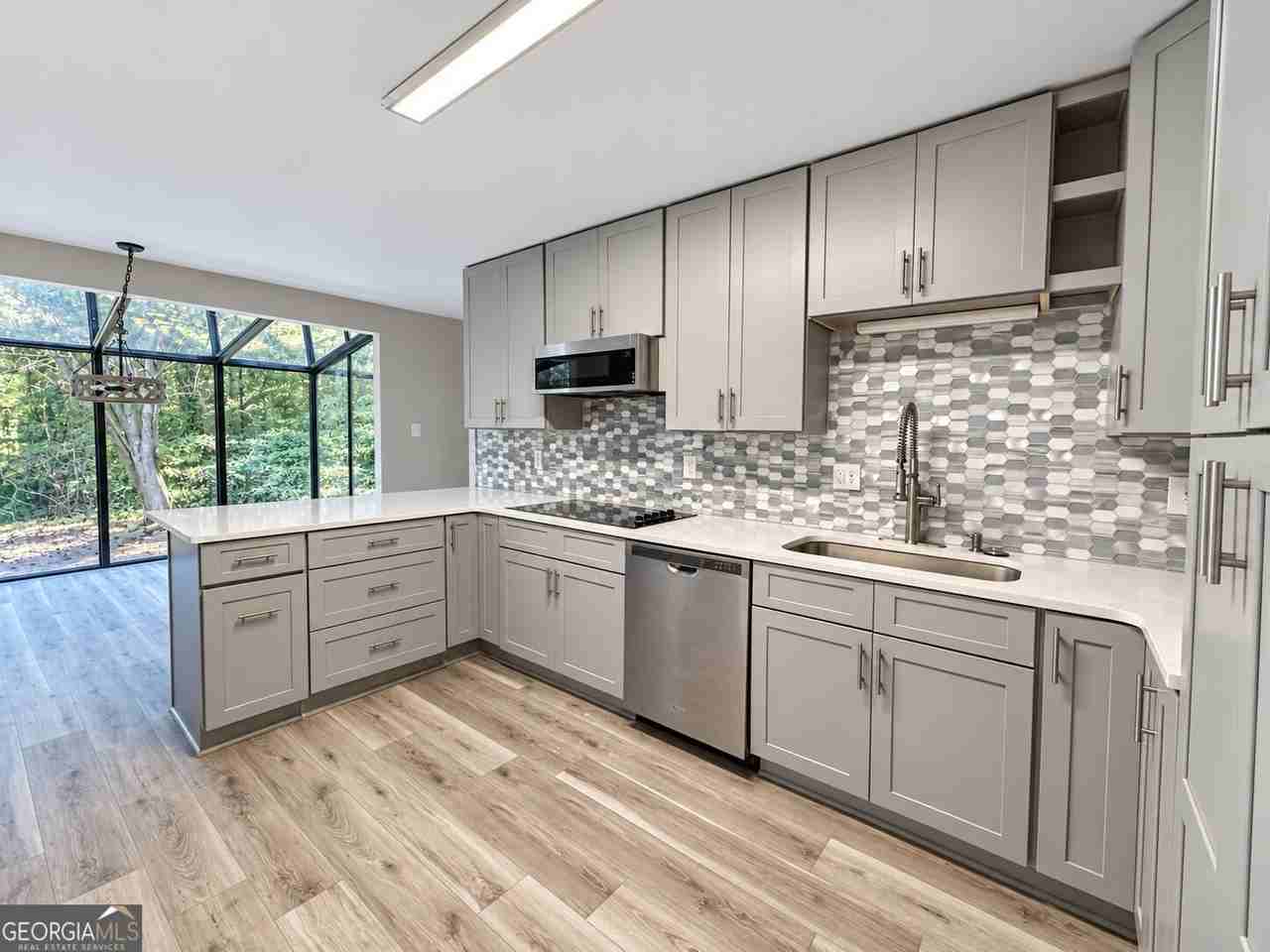 3609 Stedman Pl - Photo 5 of 28