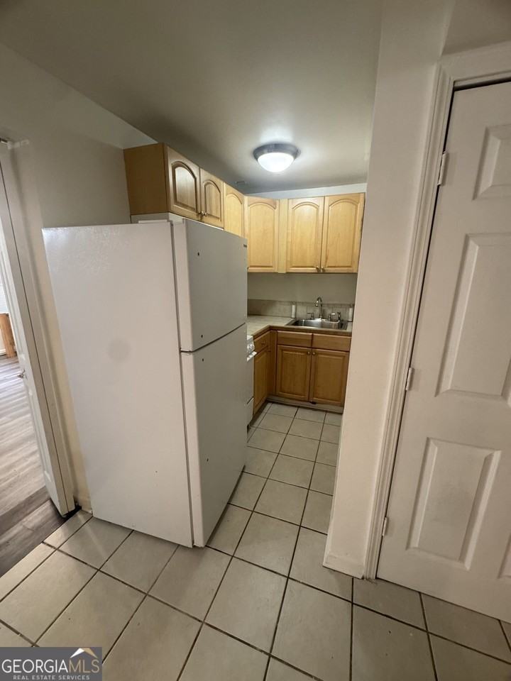 6084 Riveroak Ter - Photo 4 of 7