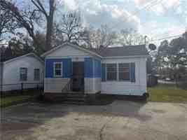 featured image of 115 10th Ave