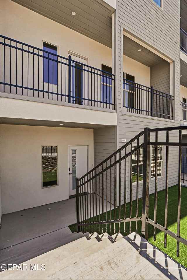 201 N Desert Pass St #A3 - Photo 2 of 48
