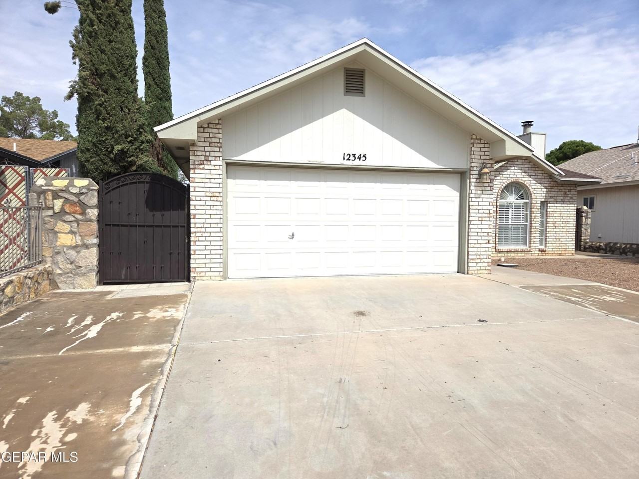 12345 Nancy Lee Ave - Photo 3 of 31