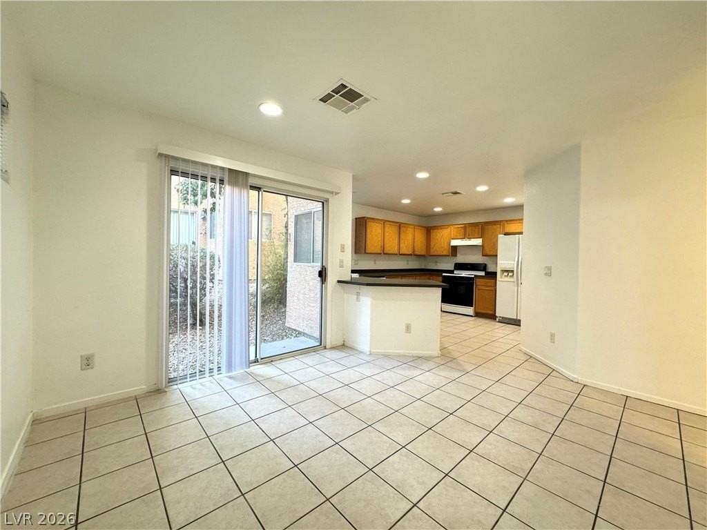 10433 Wyatt Earp Ct - Photo 5 of 28