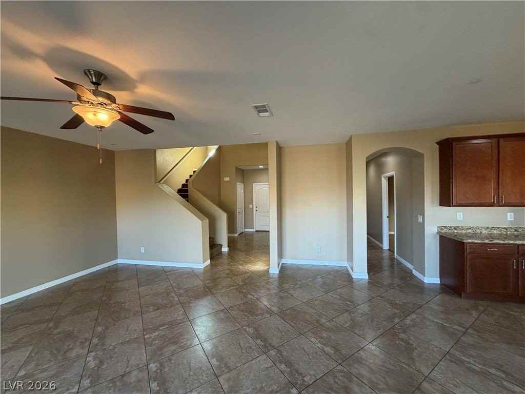 816 Applecross Ave - Photo 7 of 50