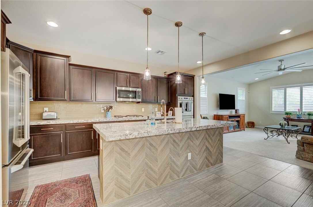 5880 Glory Heights Dr - Photo 7 of 24