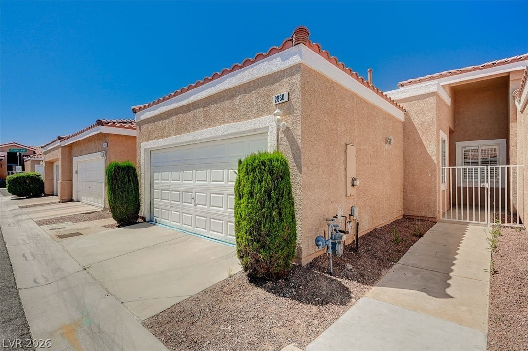 2830 Serenidad Dr - Photo 4 of 39
