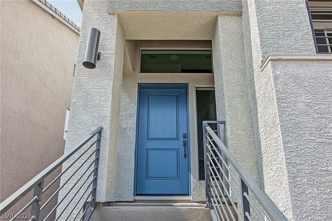 10027 Cooper Mountain St - Photo 4 of 49