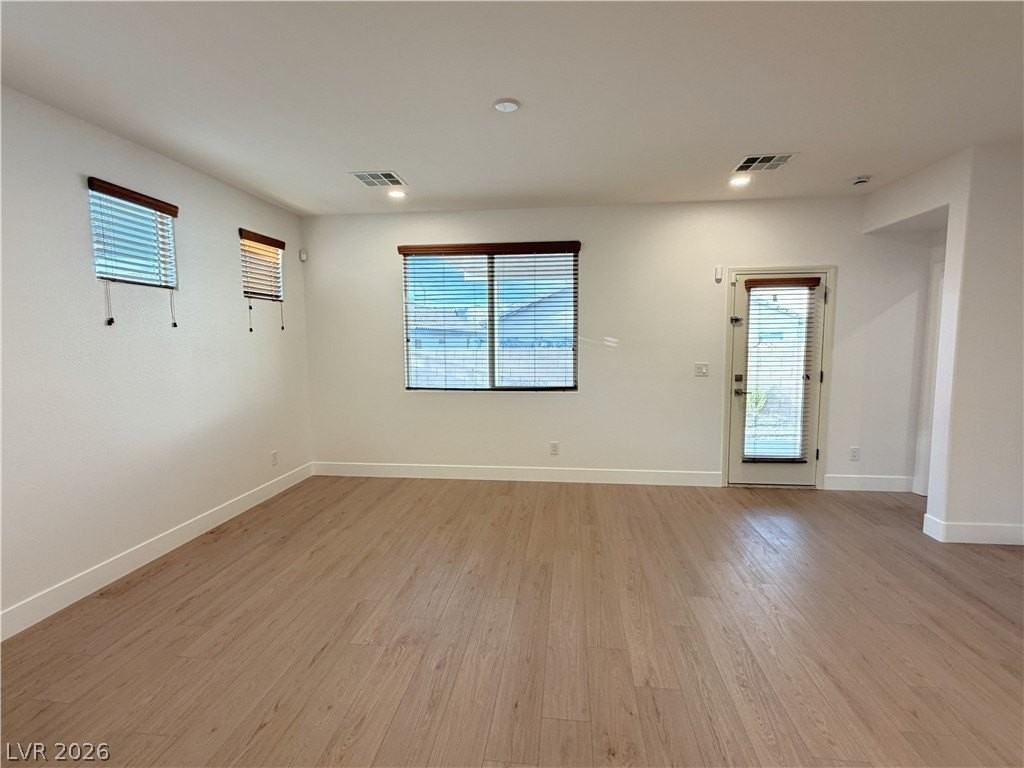 180 Flat Slate Ave - Photo 5 of 29