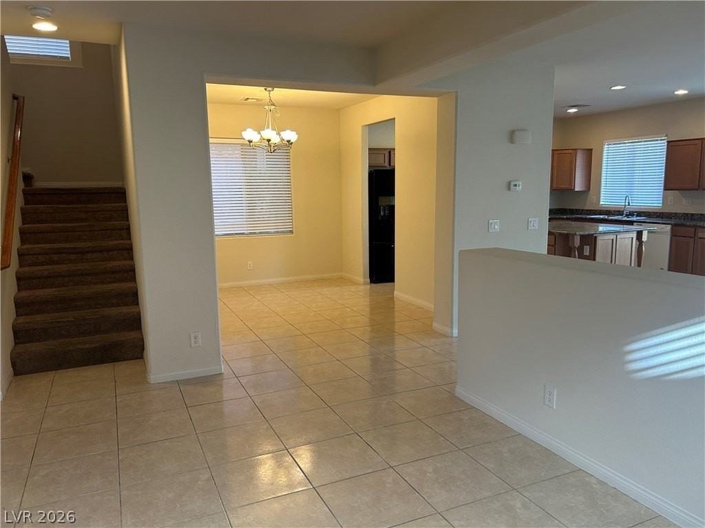 106 Augusta Course Ave - Photo 4 of 12