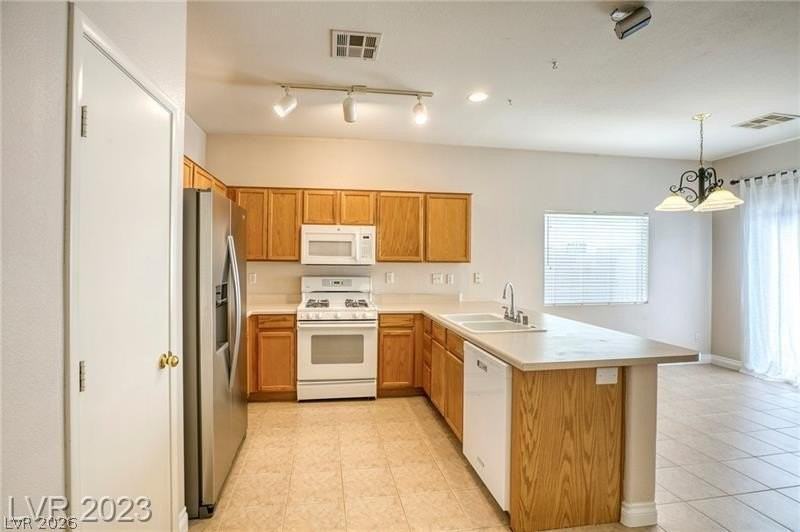 8847 Sacred Falls Ave - Photo 7 of 30