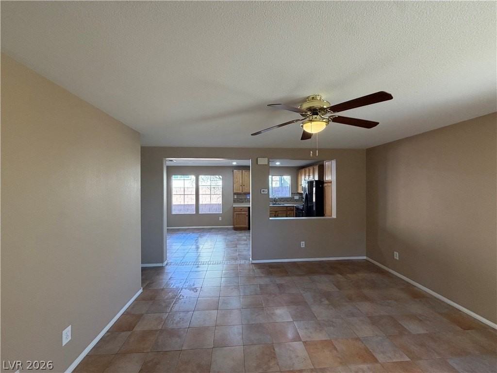 67 Desert Coyote St - Photo 5 of 45