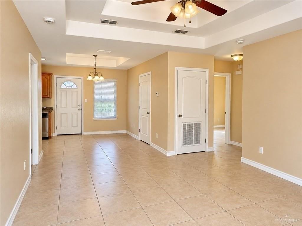 2112 W Western Dr #1 - Photo 2 of 8