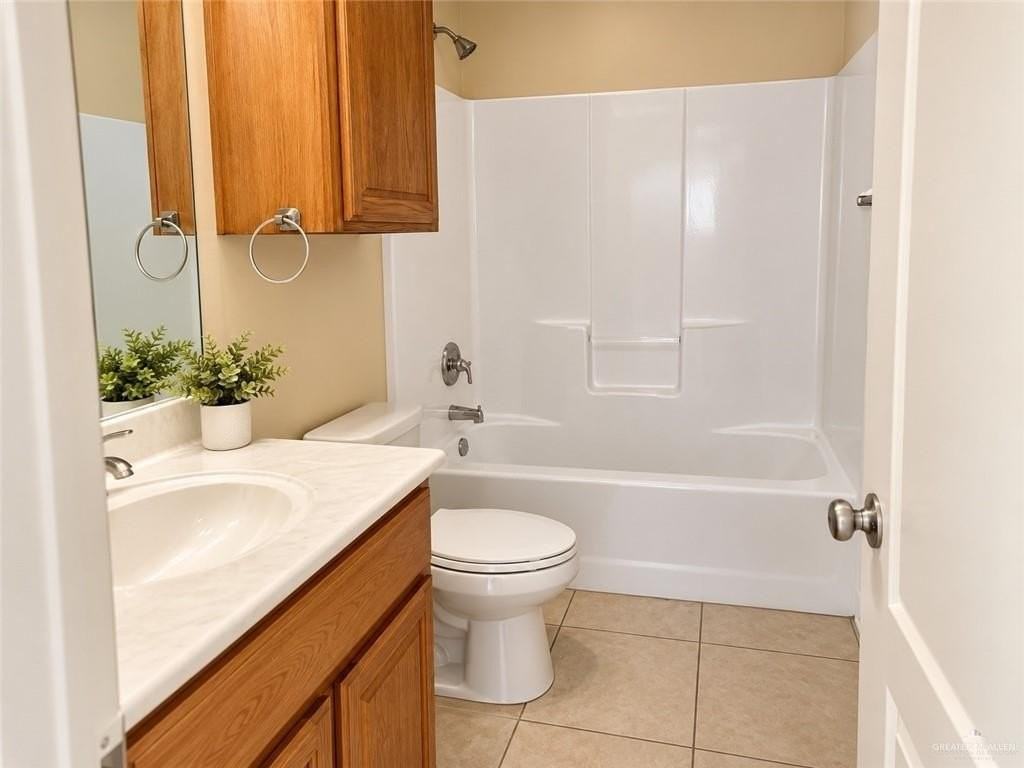 2112 W Western Dr #1 - Photo 5 of 8