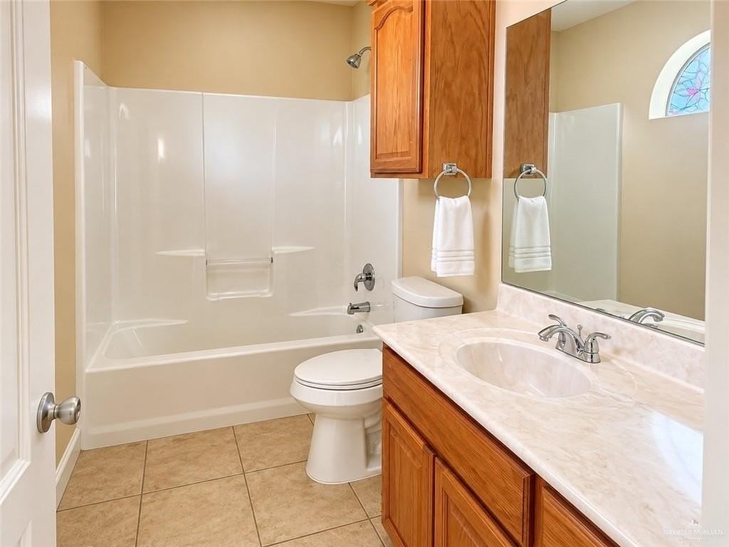 2112 W Western Dr #1 - Photo 7 of 8