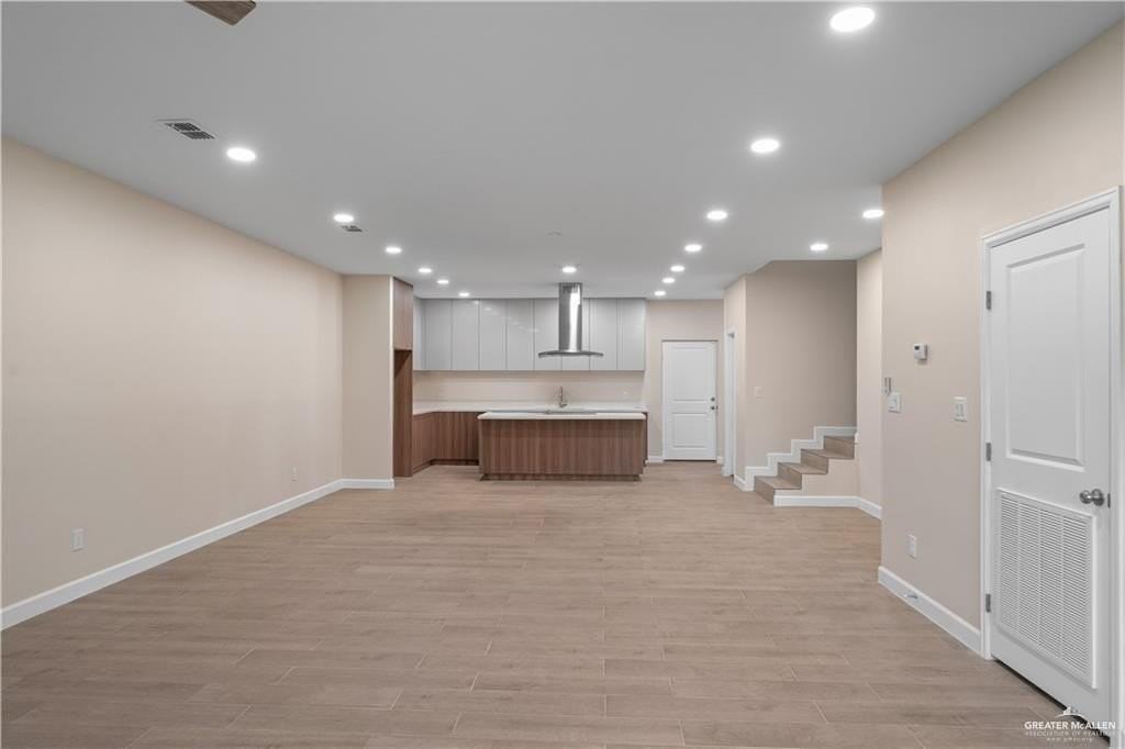 808 S Bicentennial Blvd - Photo 3 of 20