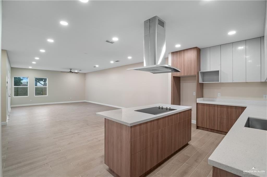 808 S Bicentennial Blvd - Photo 4 of 20