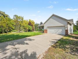 featured image of 9027 Clover Dr