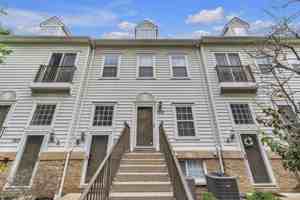 featured image of 1021 Maiden Ln
