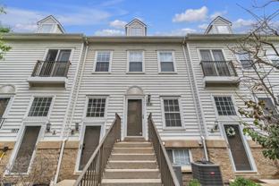 1021 Maiden Ln - Photo 1 of 1