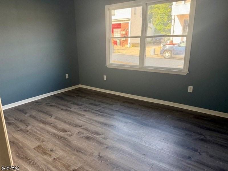 86 Main St #G - Photo 5 of 6