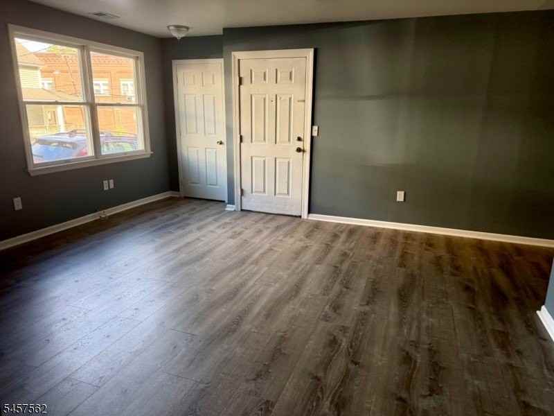 86 Main St #G - Photo 6 of 6