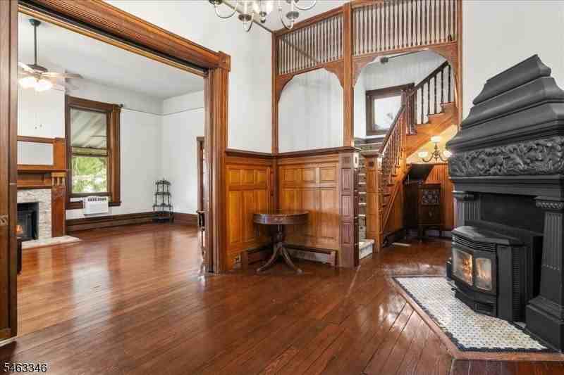 506 Windemere Ave - Photo 2 of 50