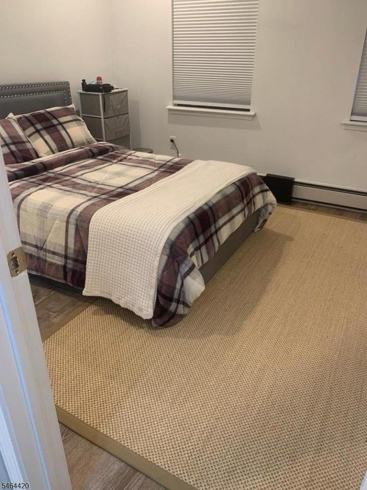 220 E Broad St #2 - Photo 4 of 12