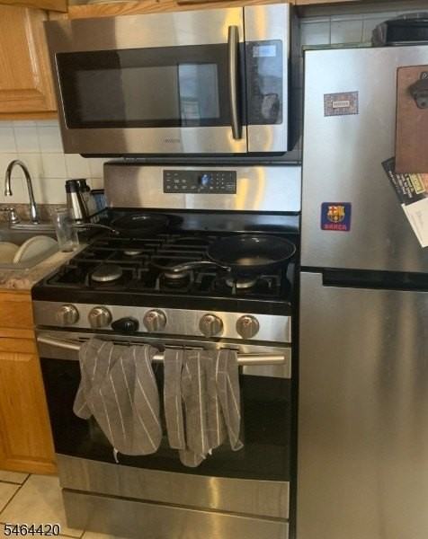 220 E Broad St #2 - Photo 6 of 12