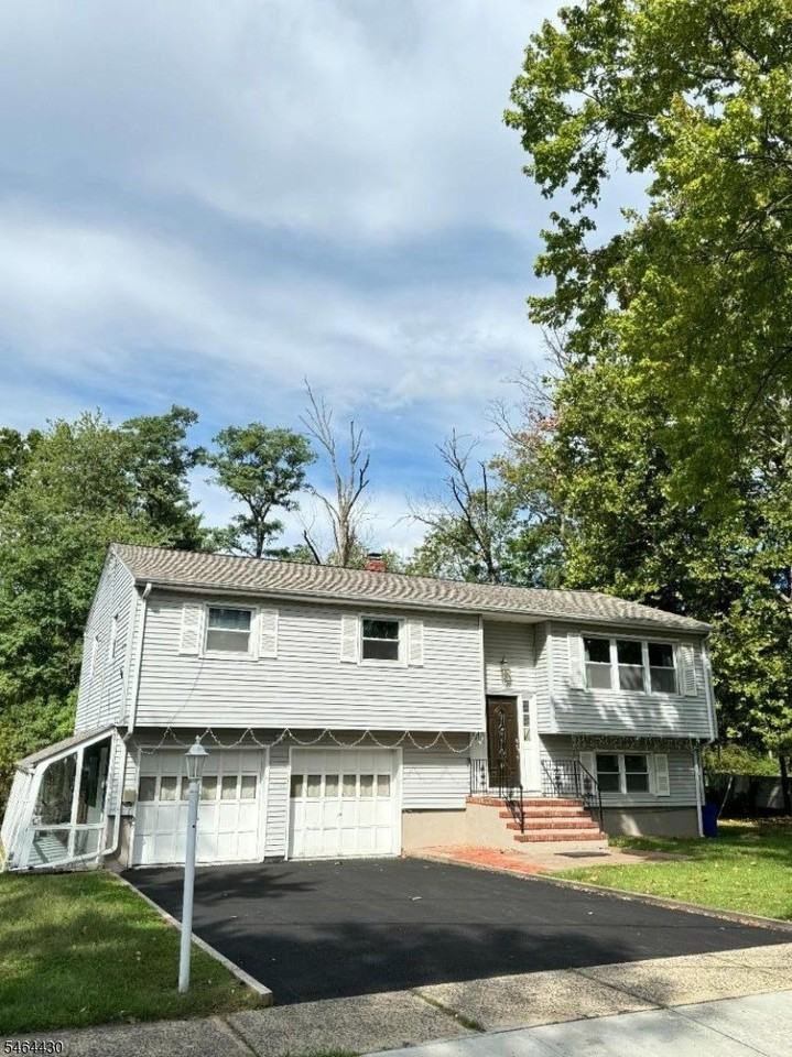 337 Jamestown Rd - Photo 2 of 31