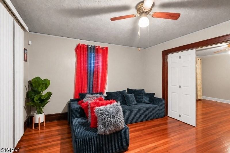 46 Norwood Ave - Photo 7 of 15