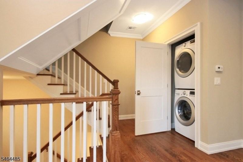 210 Mountain Blvd #2B - Photo 3 of 6