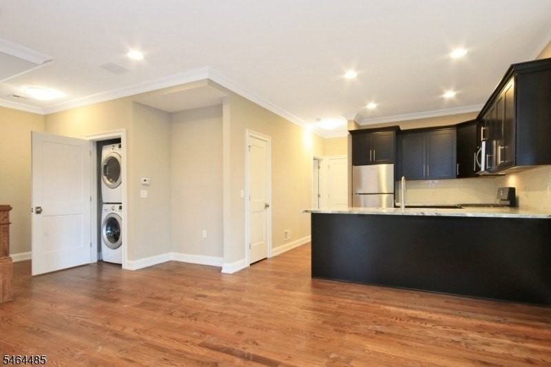 210 Mountain Blvd #2B - Photo 4 of 6