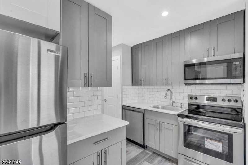 1300 Fulton St #1 - Photo 2 of 8