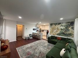 featured image of 203 N Beverwyck Rd #5