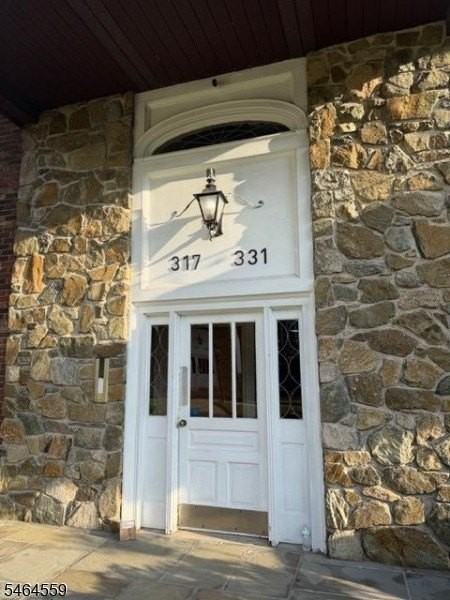 321 Ringwood Ave - Photo 2 of 19